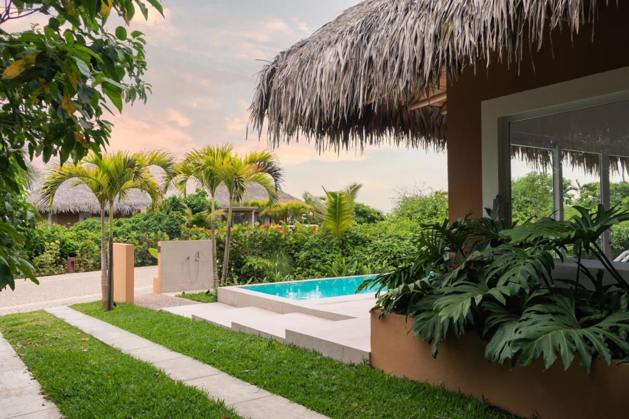 Tanusas Retreat & Spa Puerto Cayo Dış mekan fotoğraf