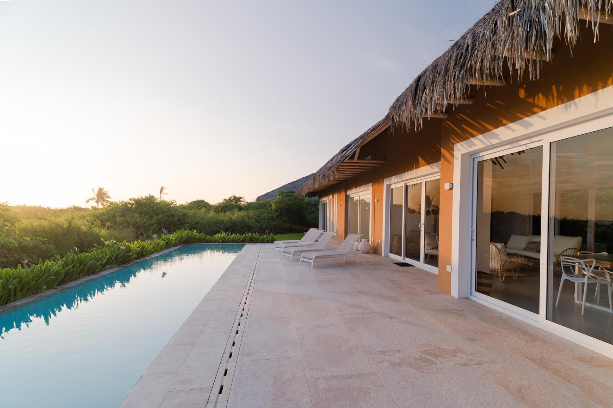 Tanusas Retreat & Spa Puerto Cayo Dış mekan fotoğraf